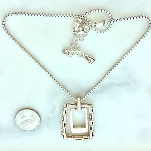 🖤Brighton Rectangular Pendant Necklace🖤